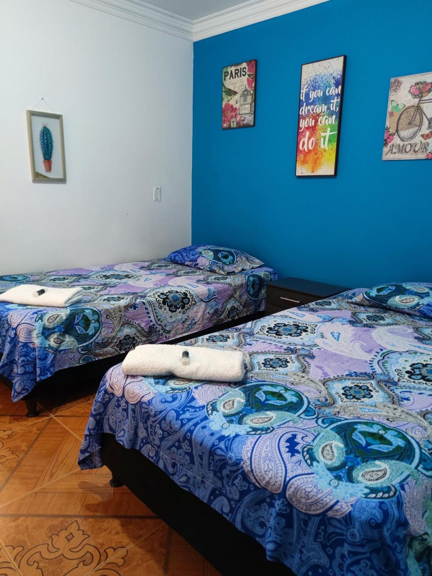 Hospedaje Casa Aurora Cali Luaran gambar