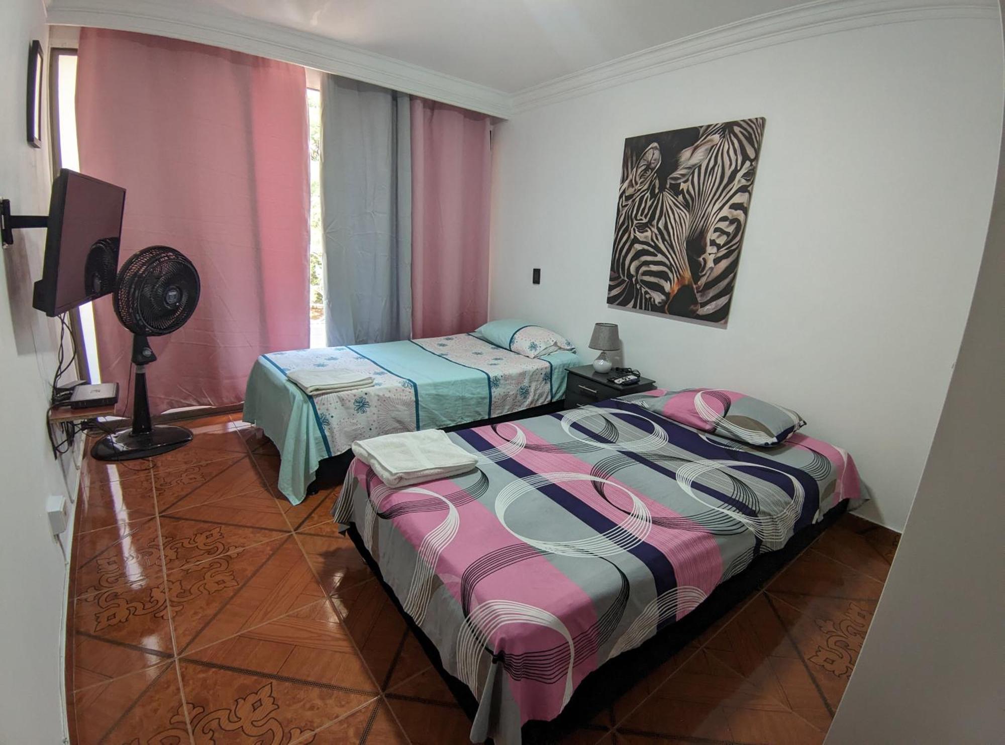 Hospedaje Casa Aurora Cali Luaran gambar