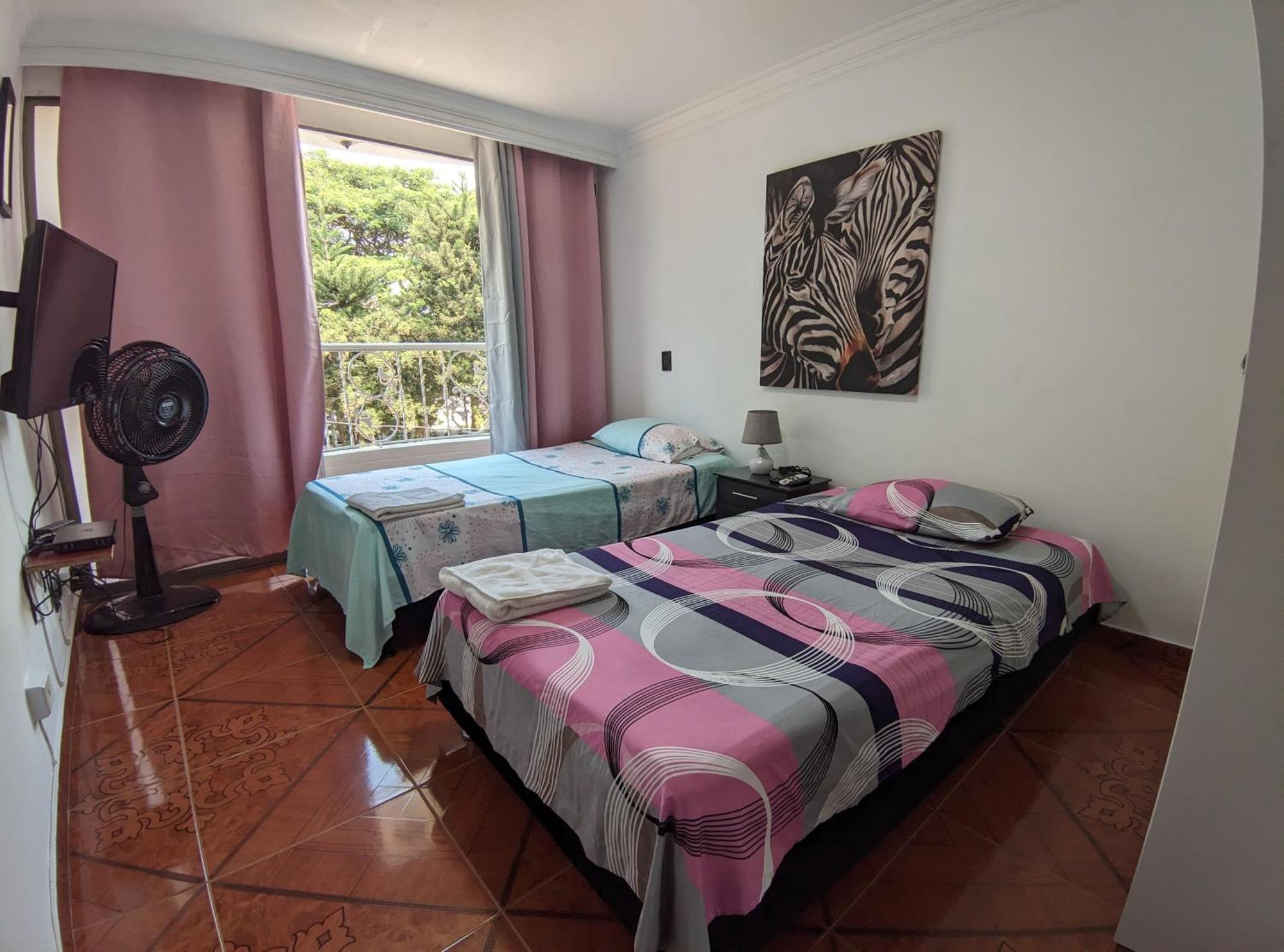 Hospedaje Casa Aurora Cali Luaran gambar